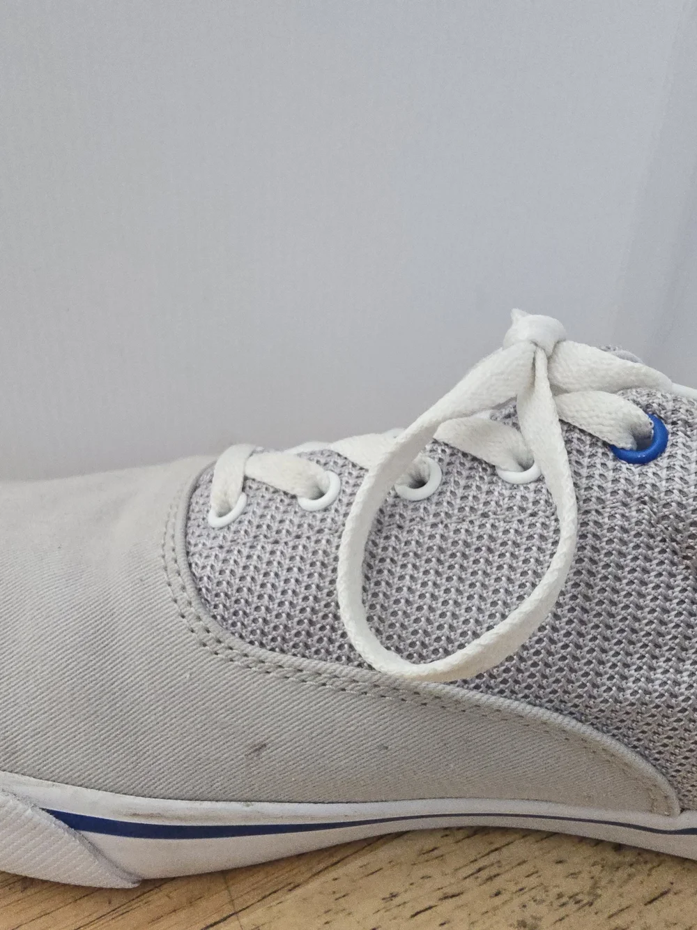Columbia Men's Slack Tide Light Gray Canvas Boat Shoes